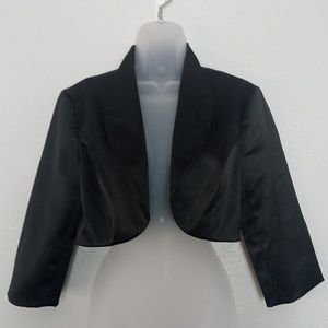 WHITE HOUSE BLACK MARKET Tuxedo Cropped Blazer